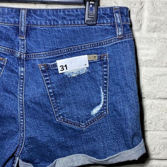 NWT MSRP $98 Joe's Jeans Rolled Hem Distressed Shorts Women's Size 31 - Picture 6 of 8